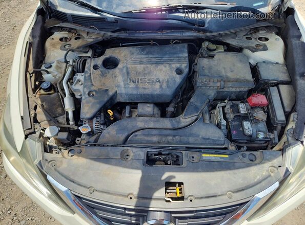 1N4AL3AP4HC157443 2017 NISSAN ALTIMA White Вид задньої частини салону
