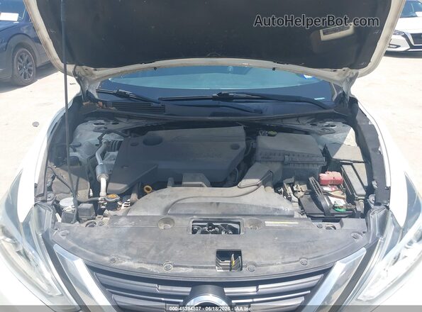 1N4AL3AP4HC169334 2017 NISSAN ALTIMA White Widok z tyłu