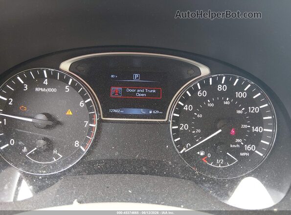 1N4AL3AP4HC227877 2017 NISSAN ALTIMA Red Հետևի նստատեղերի տեսք