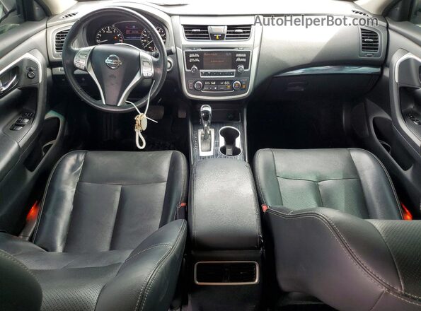 1N4AL3AP4HC276576 2017 NISSAN ALTIMA White Vista del salpicadero