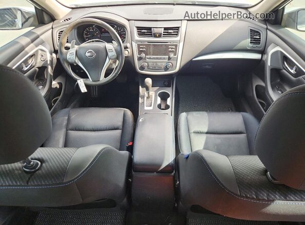 1N4AL3AP4HN303750 2017 NISSAN ALTIMA White Widok deski rozdzielczej