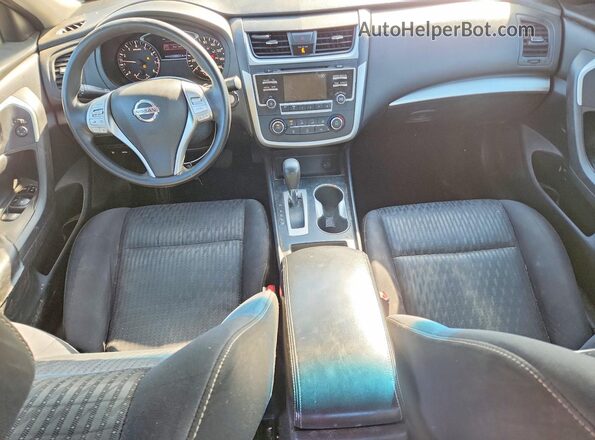 1N4AL3AP4HN321908 2017 NISSAN ALTIMA Black Dashboard view