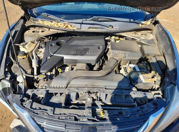 1N4AL3AP4HN321908 2017 NISSAN ALTIMA Black Rear interior view