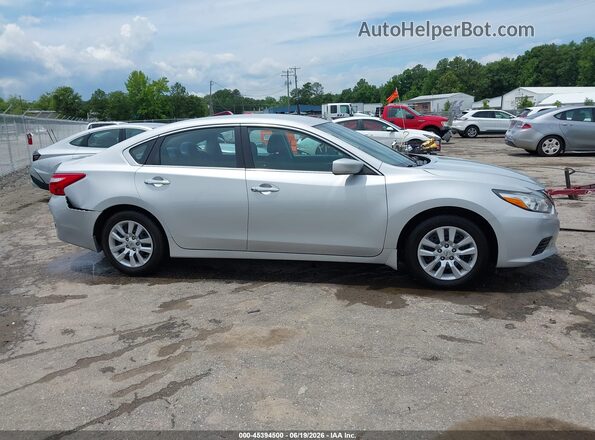 1N4AL3AP4HN327112 2017 NISSAN ALTIMA Silver Սալոնի հետևի տեսք
