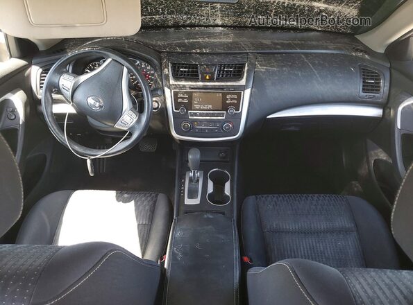 1N4AL3AP4HN331922 2017 NISSAN ALTIMA Gray Widok deski rozdzielczej