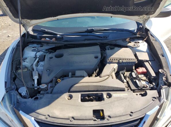 1N4AL3AP4HN346596 2017 NISSAN ALTIMA Белый Вид задней части салона