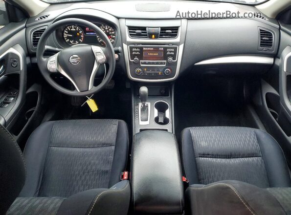 1N4AL3AP4HN347022 2017 NISSAN ALTIMA Серебряный Вид панели приборов