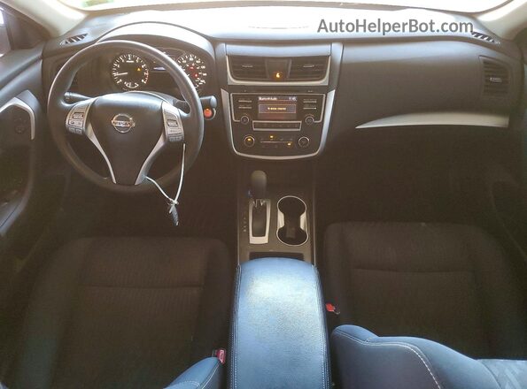 1N4AL3AP4HN352737 2017 NISSAN ALTIMA Silver Widok deski rozdzielczej