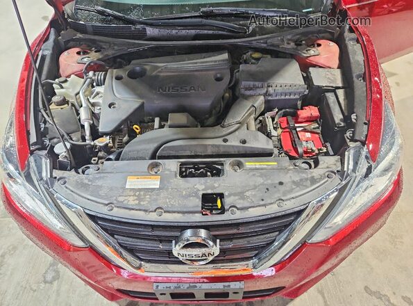 1N4AL3AP4JC111889 2018 NISSAN ALTIMA Burgundy Rear interior view