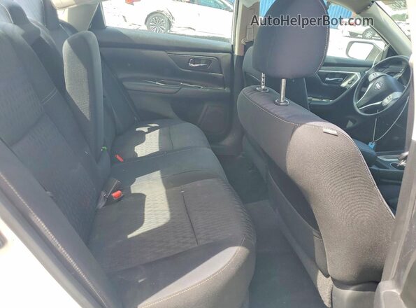 1N4AL3AP4JC120964 2018 NISSAN ALTIMA White Հետևի նստատեղերի տեսք