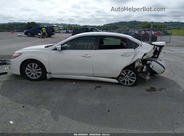 1N4AL3AP4JC142625 2018 NISSAN ALTIMA White Вид задньої частини салону