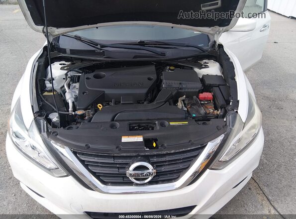 1N4AL3AP4JC142625 2018 NISSAN ALTIMA White Вид ззаду