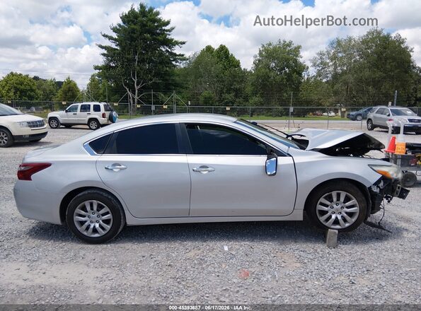 1N4AL3AP4JC160994 2018 NISSAN ALTIMA Silver Սարքավորումների վահանակի տեսք