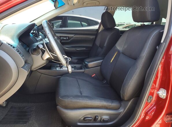 1N4AL3AP4JC181781 2018 NISSAN ALTIMA Red წინა სალონის ხედი