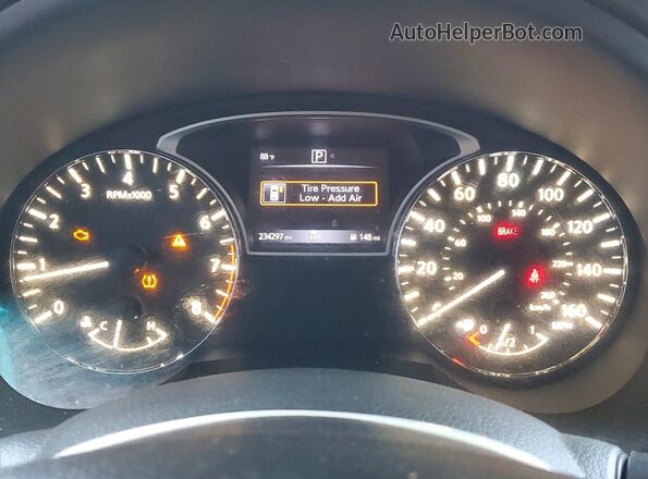 1N4AL3AP4JC181781 2018 NISSAN ALTIMA Red ხელსაწყოთა პანელის ხედი