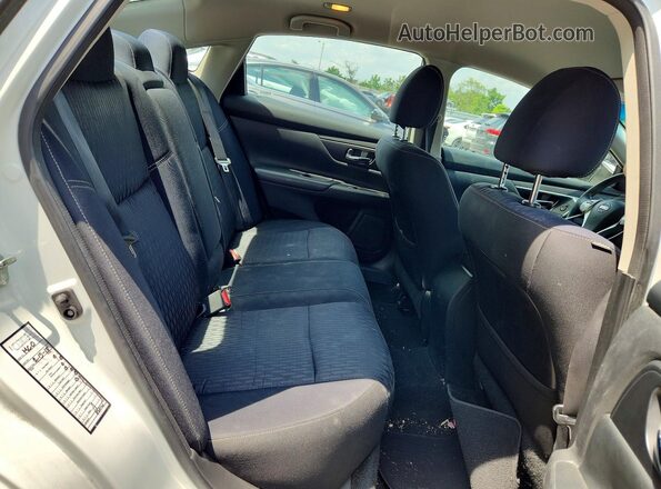 1N4AL3AP4JC188763 2018 NISSAN ALTIMA White Vista de los asientos traseros