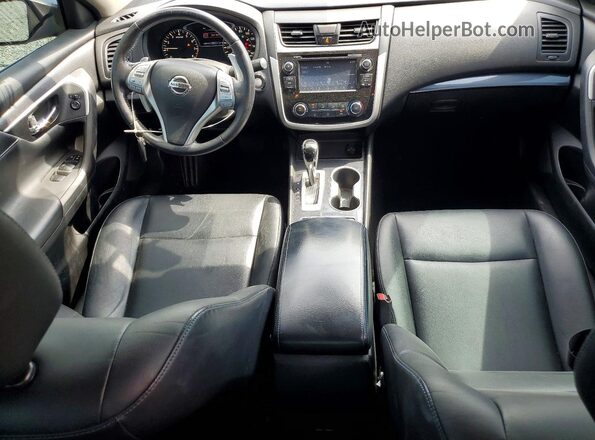 1N4AL3AP4JC216416 2018 NISSAN ALTIMA Blue Вид панелі приладів