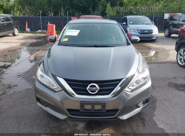 1N4AL3AP4JC227285 2018 NISSAN ALTIMA Gray Սարքավորումների վահանակի տեսք