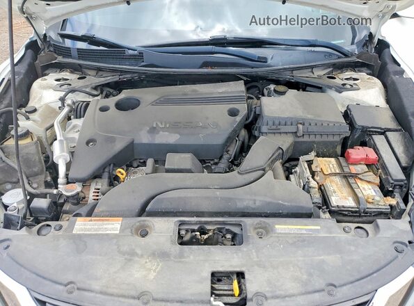 1N4AL3AP4JC260724 2018 NISSAN ALTIMA White უკანა სალონის ხედი