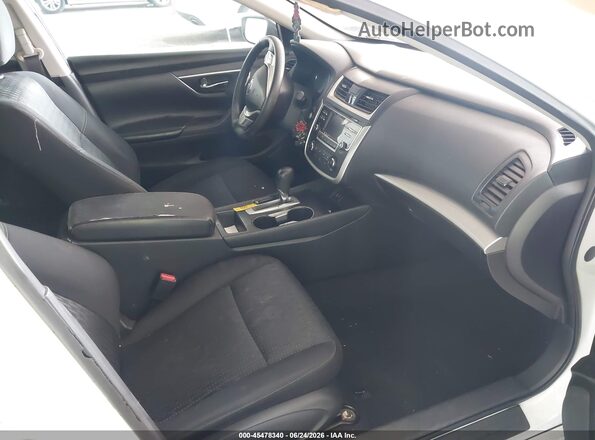 1N4AL3AP5GC153352 2016 NISSAN ALTIMA White Widok wnętrza z przodu