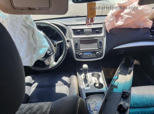 1N4AL3AP5GC281509 2016 NISSAN ALTIMA White Առջևի վահանակի տեսք