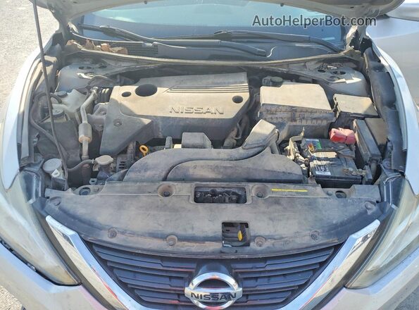 1N4AL3AP5GN326131 2016 NISSAN ALTIMA Silver Rear interior view