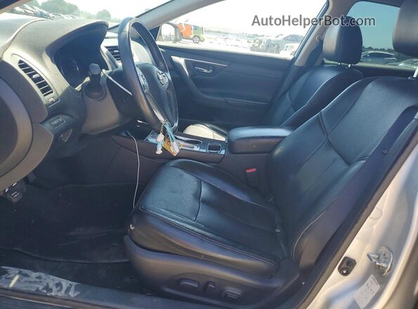 1N4AL3AP5HC206150 2017 NISSAN ALTIMA Silver Вид салону спереду