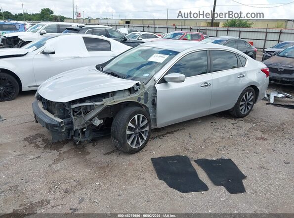 1N4AL3AP5HC228391 2017 NISSAN ALTIMA Silver Przód lewy