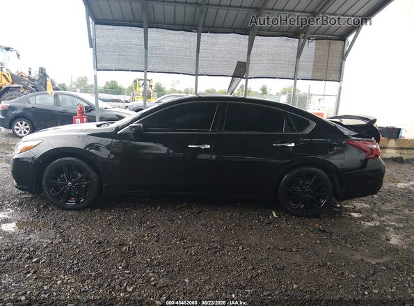 1N4AL3AP5HC265912 2017 NISSAN ALTIMA Black 360 interior view