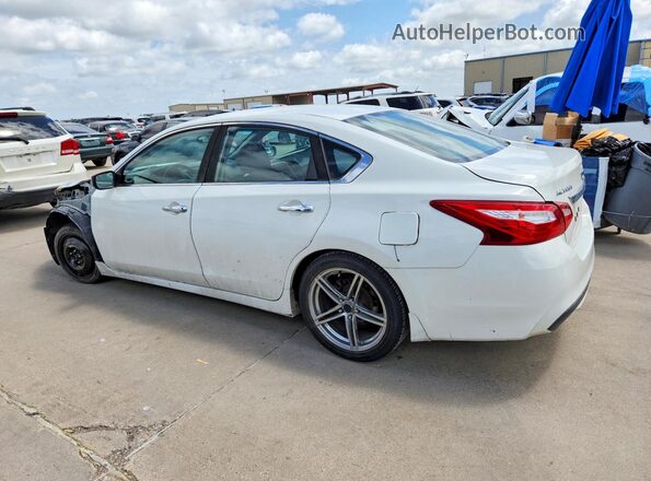 1N4AL3AP5HN312585 2017 NISSAN ALTIMA White 