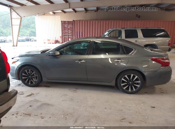 1N4AL3AP5JC107737 2018 NISSAN ALTIMA Gray 360 interior view