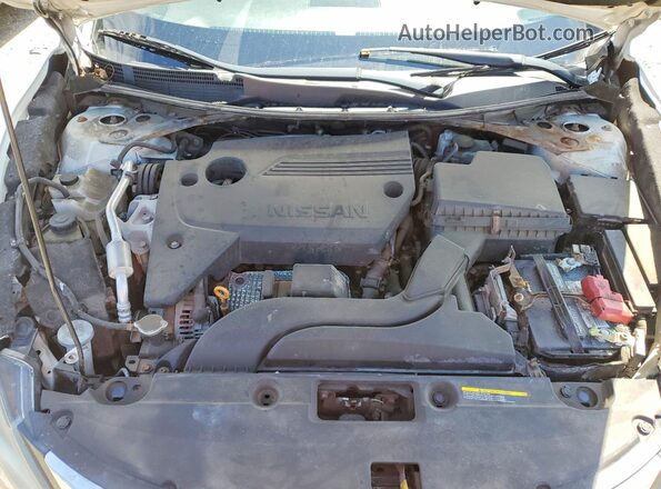 1N4AL3AP5JC177593 2018 NISSAN ALTIMA White Rear interior view