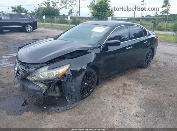 1N4AL3AP5JC218000 2018 NISSAN ALTIMA Black Առջևի ձախ երեք քառորդ տեսարան