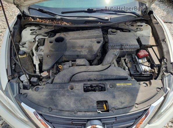 1N4AL3AP5JC243558 2018 NISSAN ALTIMA Белый Вид задней части салона