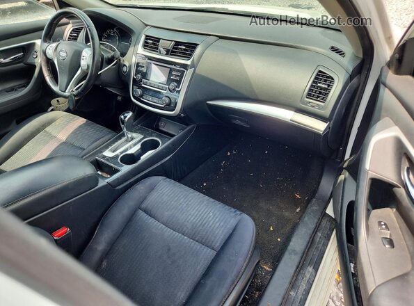 1N4AL3AP5JC243558 2018 NISSAN ALTIMA Белый Вид панели приборов