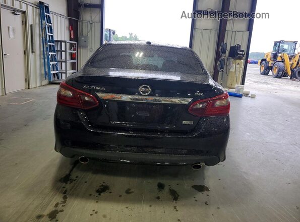 1N4AL3AP5JC249666 2018 NISSAN ALTIMA Black Հետևի տեսք