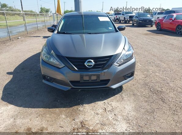 1N4AL3AP5JC281842 2018 NISSAN ALTIMA Gray Սարքավորումների վահանակի տեսք