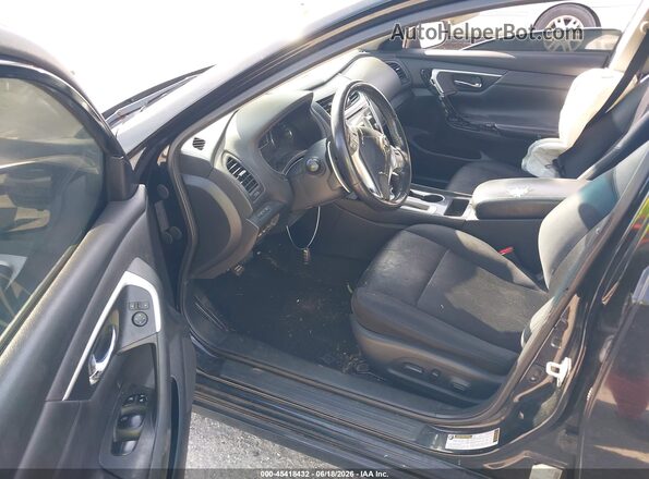 1N4AL3AP5JC475447 2018 NISSAN ALTIMA Черный Вид салона спереди