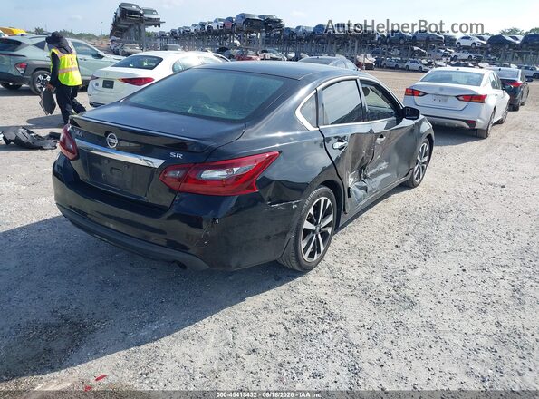 1N4AL3AP5JC475447 2018 NISSAN ALTIMA Черный Задняя правая четверть