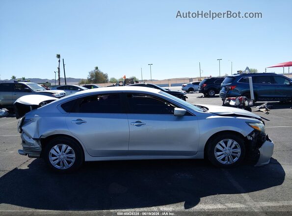 1N4AL3AP6GC174954 2016 NISSAN ALTIMA Gray Widok wnętrza z tyłu