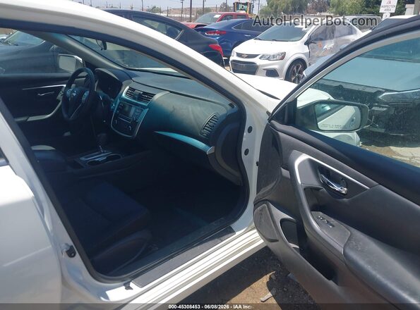 1N4AL3AP6GC238524 2016 NISSAN ALTIMA Белый Вид салона спереди