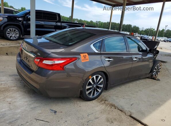 1N4AL3AP6HC118983 2017 NISSAN ALTIMA Brown Задня права чверть