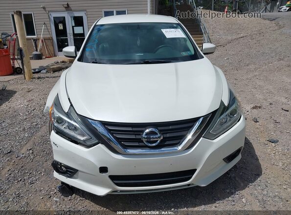 1N4AL3AP6HC179847 2017 NISSAN ALTIMA White Vista del cuadro de instrumentos