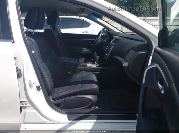 1N4AL3AP6HC191318 2017 NISSAN ALTIMA White Widok wnętrza z przodu