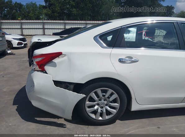 1N4AL3AP6HC191318 2017 NISSAN ALTIMA White 