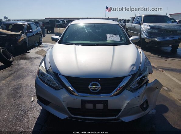 1N4AL3AP6HC230747 2017 NISSAN ALTIMA Silver Widok deski rozdzielczej