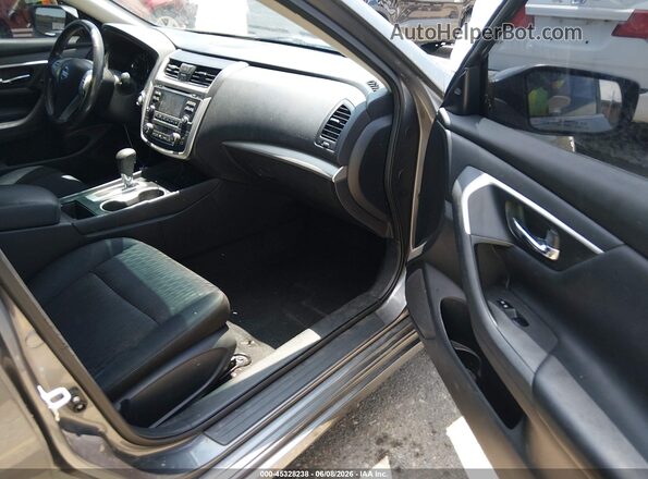 1N4AL3AP6HC231333 2017 NISSAN ALTIMA Черный Вид салона спереди