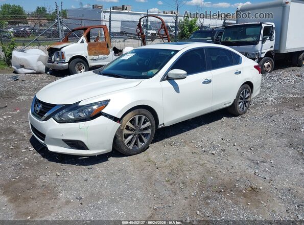 1N4AL3AP6HC248150 2017 NISSAN ALTIMA White წინა მარცხენა ხედი სამი მეოთხედიდან