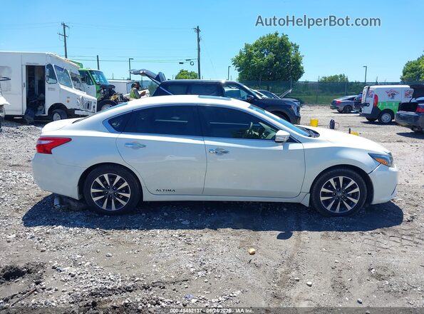 1N4AL3AP6HC248150 2017 NISSAN ALTIMA White ხელსაწყოთა პანელის ხედი