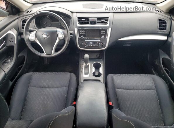 1N4AL3AP6HC269418 2017 NISSAN ALTIMA Red Dashboard view